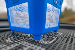 Preston Pudełko na Przynęty z Sitkiem 1,8l