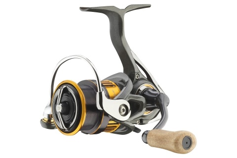 Daiwa Kołowrotek Silvercreek X 22 LT2000S-XH