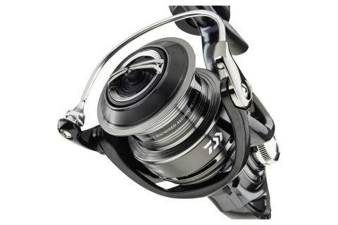 Daiwa Kołowrotek TD Feeder 4012 QD