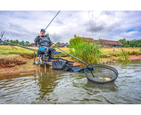 Preston Kosz Podbieraka Carbon Match 18' 45cm